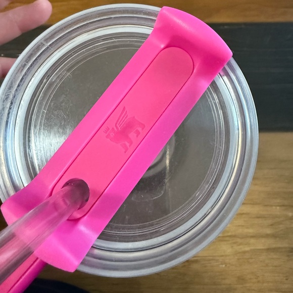 Stanley - Picture 5 of 6